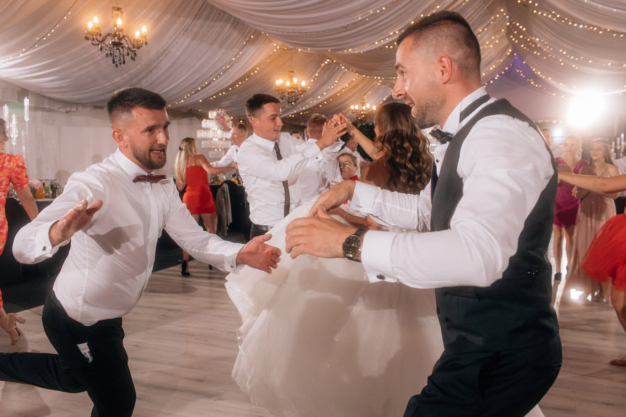 Paulina i Kamil Piekne wesele w Artisie