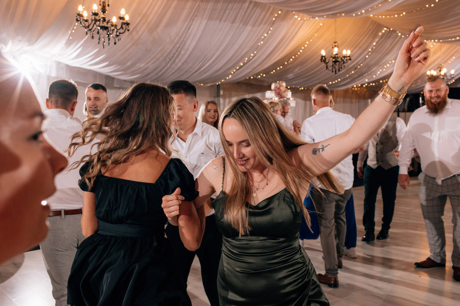 Paulina i Kamil Piekne wesele w Artisie