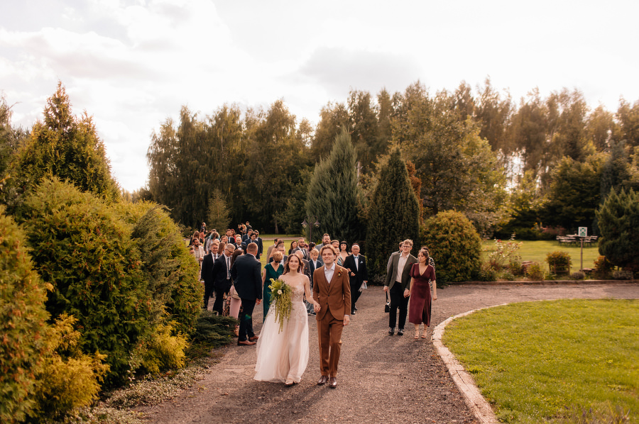 Jak przeniesc las na sale weselna slub blisko natury Dworzyszcze Wola Jak przeniesc las na sale weselna slub blisko natury Dworzyszcze Wola