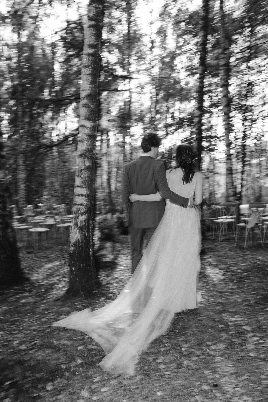 Jak przeniesc las na sale weselna slub blisko natury Dworzyszcze Wola Jak przeniesc las na sale weselna slub blisko natury Dworzyszcze Wola