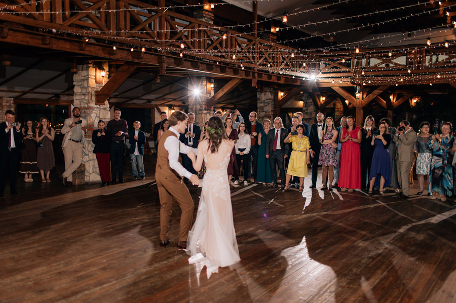 Jak przeniesc las na sale weselna slub blisko natury Dworzyszcze Wola Jak przeniesc las na sale weselna slub blisko natury Dworzyszcze Wola