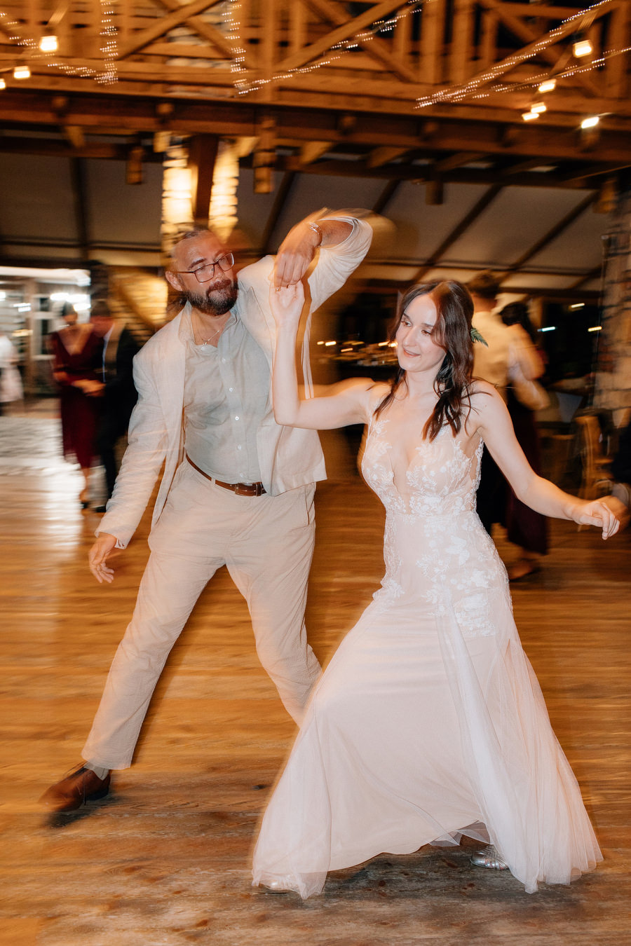 Jak przeniesc las na sale weselna slub blisko natury Dworzyszcze Wola Jak przeniesc las na sale weselna slub blisko natury Dworzyszcze Wola