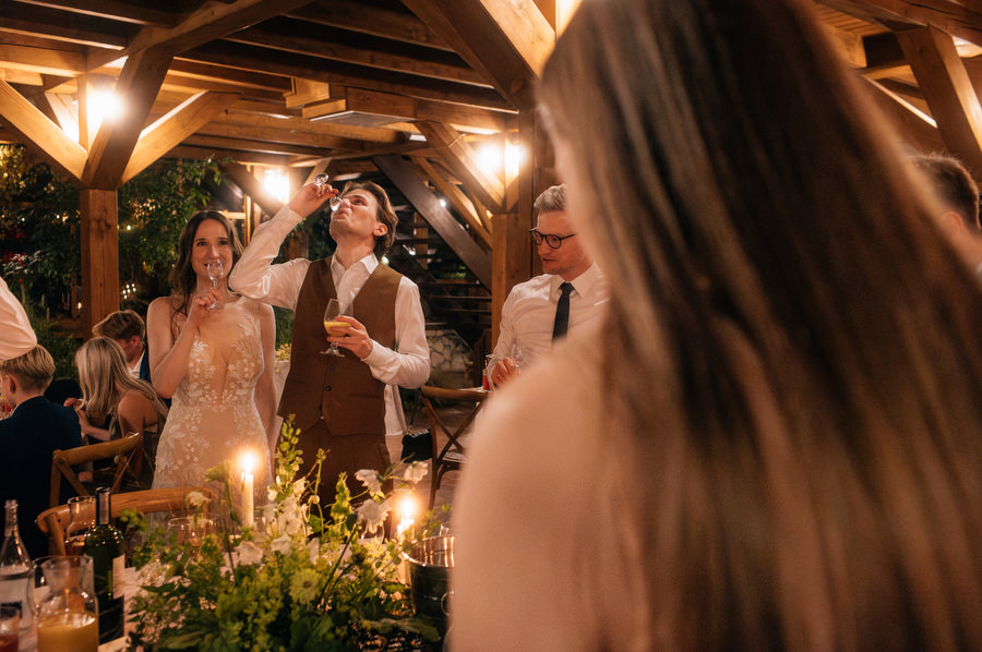 Jak przeniesc las na sale weselna slub blisko natury Dworzyszcze Wola Jak przeniesc las na sale weselna slub blisko natury Dworzyszcze Wola