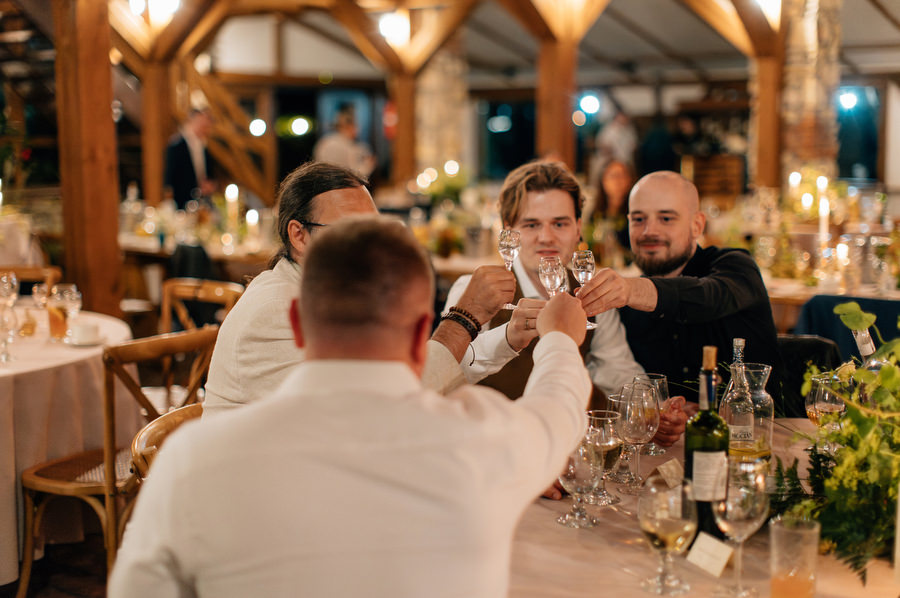 Jak przeniesc las na sale weselna slub blisko natury Dworzyszcze Wola Jak przeniesc las na sale weselna slub blisko natury Dworzyszcze Wola