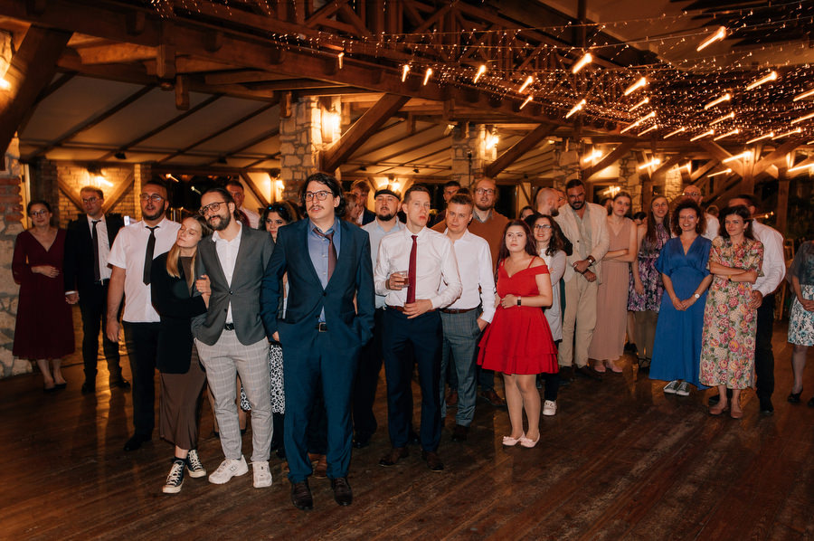 Jak przeniesc las na sale weselna slub blisko natury Dworzyszcze Wola Jak przeniesc las na sale weselna slub blisko natury Dworzyszcze Wola