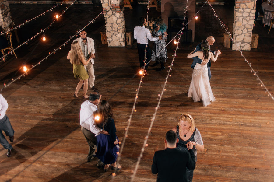 Jak przeniesc las na sale weselna slub blisko natury Dworzyszcze Wola Jak przeniesc las na sale weselna slub blisko natury Dworzyszcze Wola