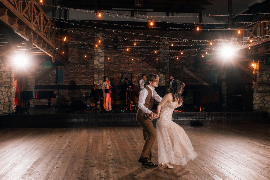 Jak przeniesc las na sale weselna slub blisko natury Dworzyszcze Wola Jak przeniesc las na sale weselna slub blisko natury Dworzyszcze Wola