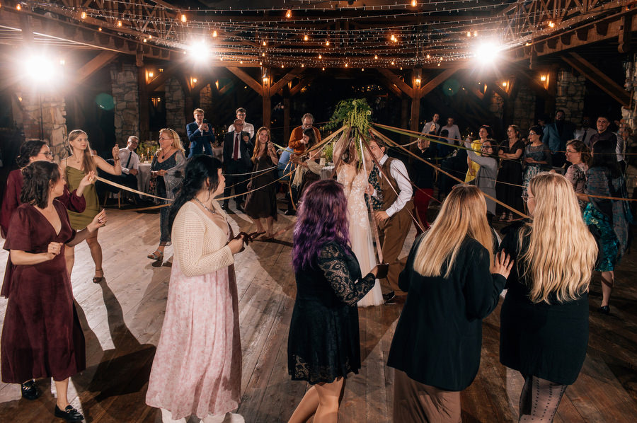 Jak przeniesc las na sale weselna slub blisko natury Dworzyszcze Wola Jak przeniesc las na sale weselna slub blisko natury Dworzyszcze Wola