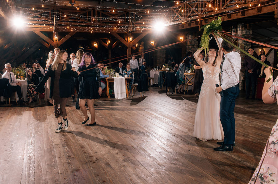 Jak przeniesc las na sale weselna slub blisko natury Dworzyszcze Wola Jak przeniesc las na sale weselna slub blisko natury Dworzyszcze Wola