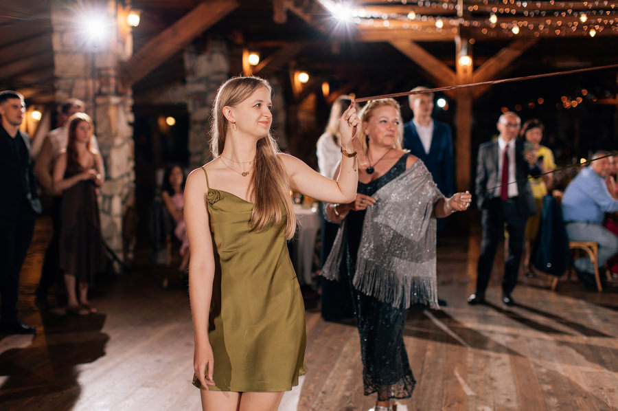 Jak przeniesc las na sale weselna slub blisko natury Dworzyszcze Wola Jak przeniesc las na sale weselna slub blisko natury Dworzyszcze Wola