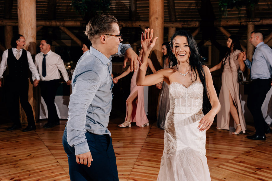 wesele siedlisko janczar drewniana chata weselna wesele siedlisko janczar drewniana chata weselna